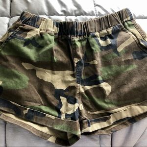 NWOT High Waisted Camo Shorts